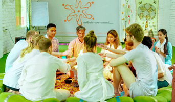 200-hour yoga teacher training in Rishikesh