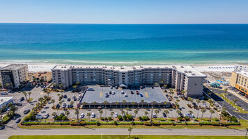 Luxury Beachfront Vacation Homes in Fort Walton Beach